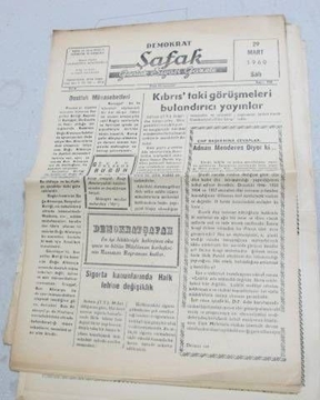 zile Demokrat Şafak gazetesi s918_1960 SENEMOĞLU resmi