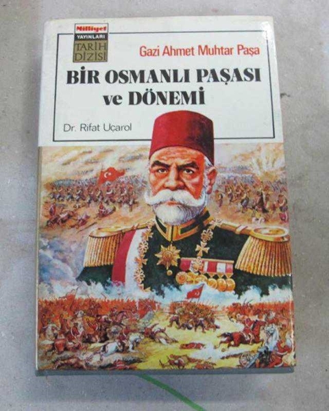 Bir Osmanlı Paşası ve dönemi AHMET MUHTAR PAŞA resmi